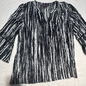 Gloria Vanderbilt XXL Black & White Brushstroke Bell Sleeve Blouse
